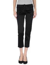 ANNARITA N. - 3/4-length short