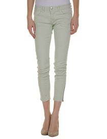 TRUENYC. - 3/4-length short