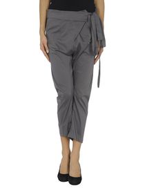 ANNARITA N. - 3/4-length short