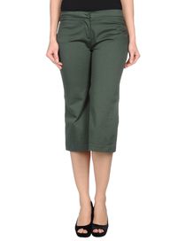L' AUTRE CHOSE - 3/4-length short