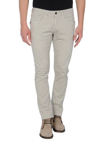 ZOOM SEAL KAY INDEPENDENT - Denim pants