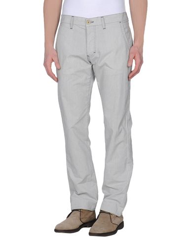 ZOOM ARMANI JEANS - Casual pants