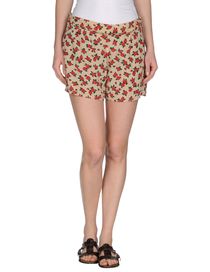 ATTIC AND BARN - Shorts