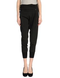 ANNARITA N. - 3/4-length short