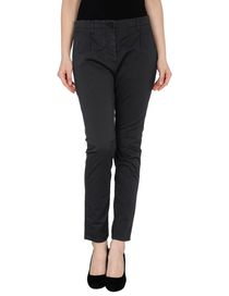 NOVEMBER - 3/4-length short