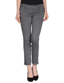 TWO WOMEN IN THE WORLD - 3/4-length short
