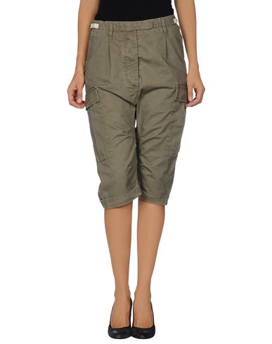 ZOOM NOVEMBER - 3/4-length short