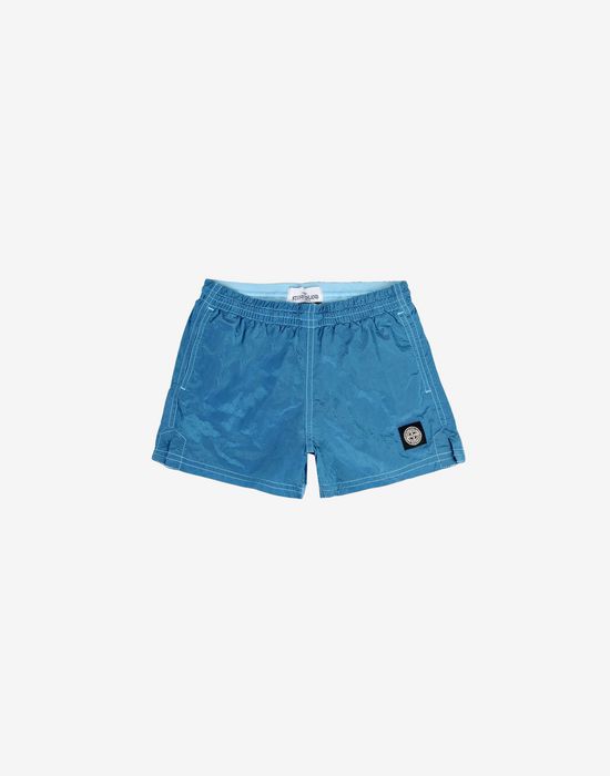 B0114 NYLON METAL Shorts Stone Island Men - Official Online Store