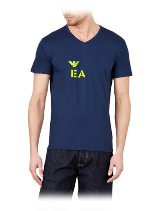 Short-sleeve t-shirt