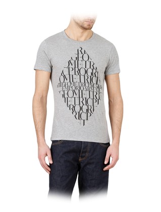 Short-sleeve t-shirt