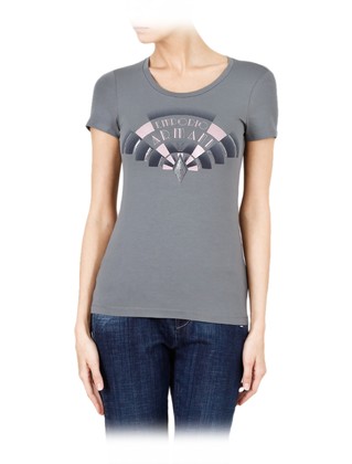 Short-sleeve t-shirt