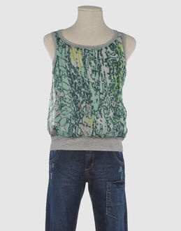 ALICE SAN DIEGO - TOPS - �rmellose T-Shirts - bei YOOX.COM