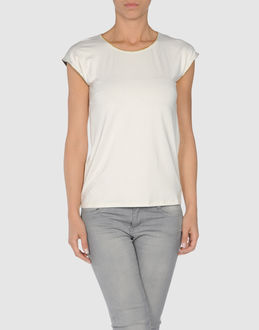 Anna Molinari Short Sleeve T-shirts - Item 37230291