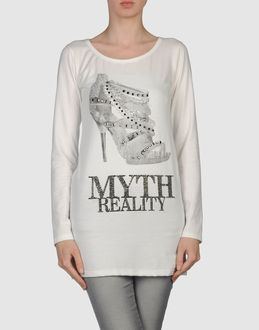 Lara Long Sleeve T-shirts - Item 37275430