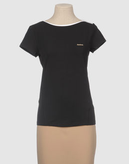 REEBOK - TOPS - Kurz�rmlige T-Shirts - bei YOOX.COM