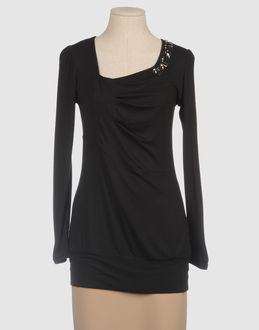 Claudia B. Long Sleeve T-shirts - Item 37296064