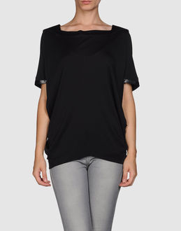 Boudicca Short Sleeve T-shirts - Item 37305376