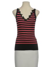 ESSENTIEL - Top