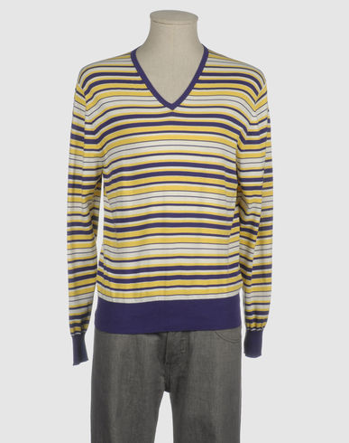ZOOM THE HERITAGE - V-neck