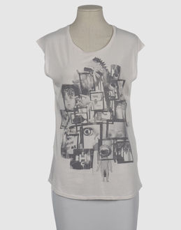 BENCH - TOPS - �rmellose T-Shirts - bei YOOX.COM