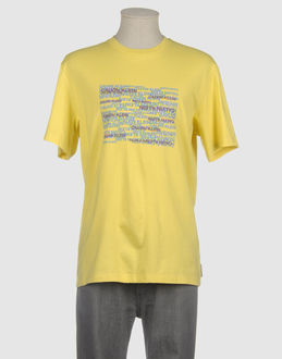 prezzi e offerte CALVIN KLEIN TOPWEAR T shirt maniche corte su YOOX.COM su prezzi in promozione