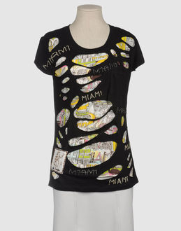 CUSTOLINE - TOPWEAR - T-shirt maniche corte - su YOOX.COM