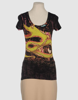 CUSTOLINE - TOPWEAR - T-shirt maniche corte - su YOOX.COM