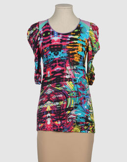 CUSTOLINE - TOPWEAR - T-shirt maniche corte - su YOOX.COM