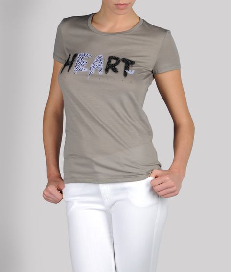 Short-sleeve t-shirt