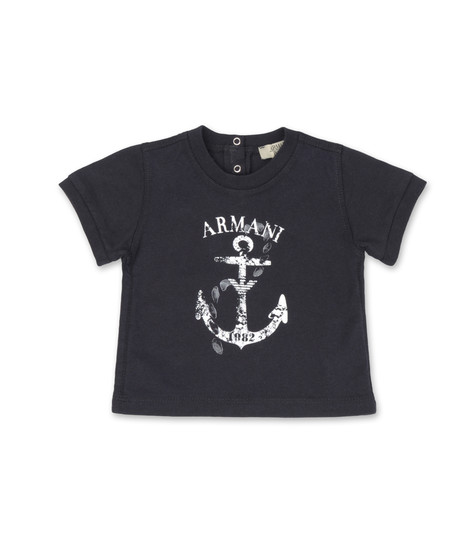 Short-sleeve t-shirt
