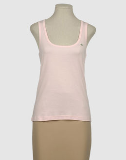 LACOSTE - TOPS - �rmellose T-Shirts - bei YOOX.COM