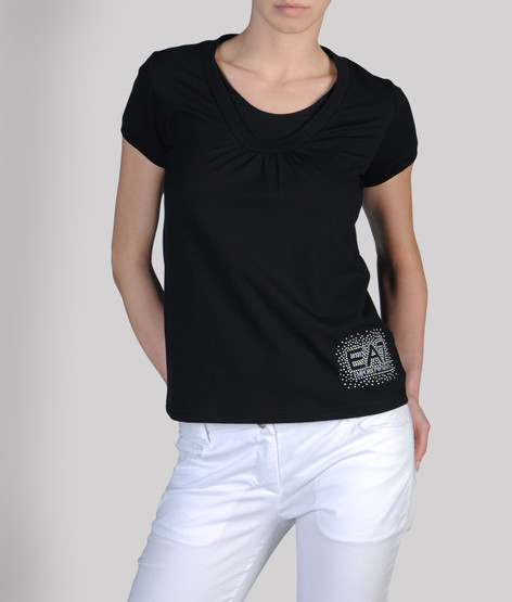Short sleeved t-shirt