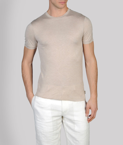 Short-sleeve t-shirt
