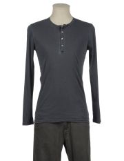 CLOSED - Long sleeve t-shirt