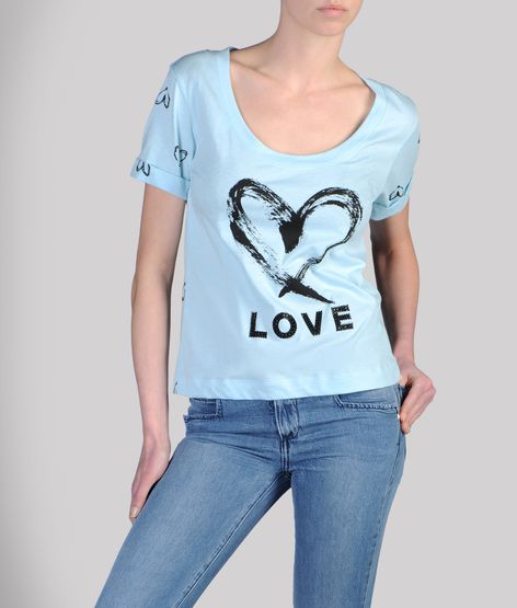 Short-sleeve t-shirt