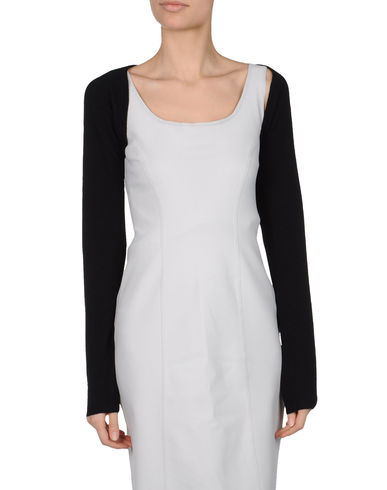 ZOOM DKNY - Shrug