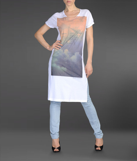 Short-sleeve t-shirt