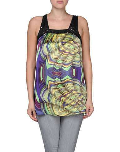 ZOOM CUSTO BARCELONA - Top