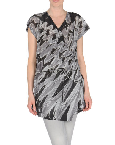 ZOOM ISSEY MIYAKE - Blusa