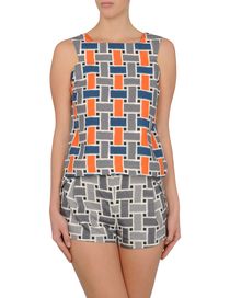SUZANNE SUSCEPTIBLE - Top
