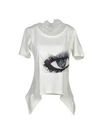 ISSEY MIYAKE - T-shirt