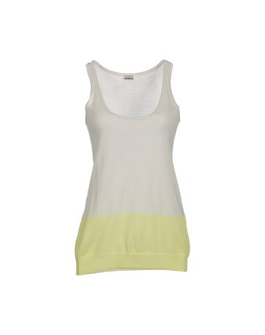 ZOOM CLOSED - Top