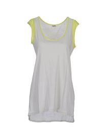 CLOSED - T-shirt