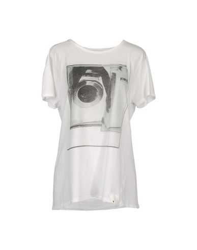 ZOOM KEYHOLE - T-shirt