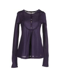 BURBERRY - T-shirt
