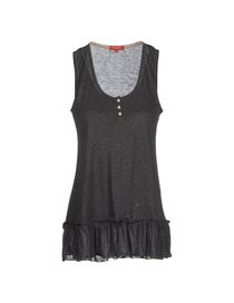 BURBERRY - T-Shirt