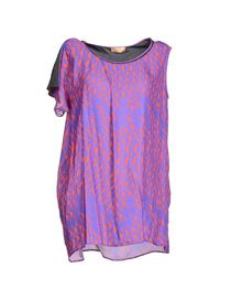 C'N'C' COSTUME NATIONAL - T-shirt