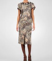 Bottega Veneta® Top aus Seide mit floralem Scribble-Muster und besticktem Halsausschnitt Bottega Veneta® Top aus Seide mit floralem Scribble-Muster und besticktem Halsausschnitt