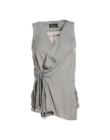 ZOOM NICOLAS ANDREAS TARALIS - Top