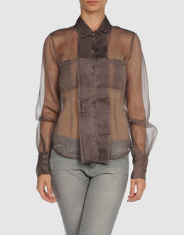 Van-dos Long Sleeve Shirts - Item 38209970
